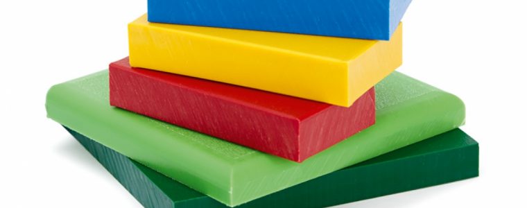 Durchgefärbte PE-Platten